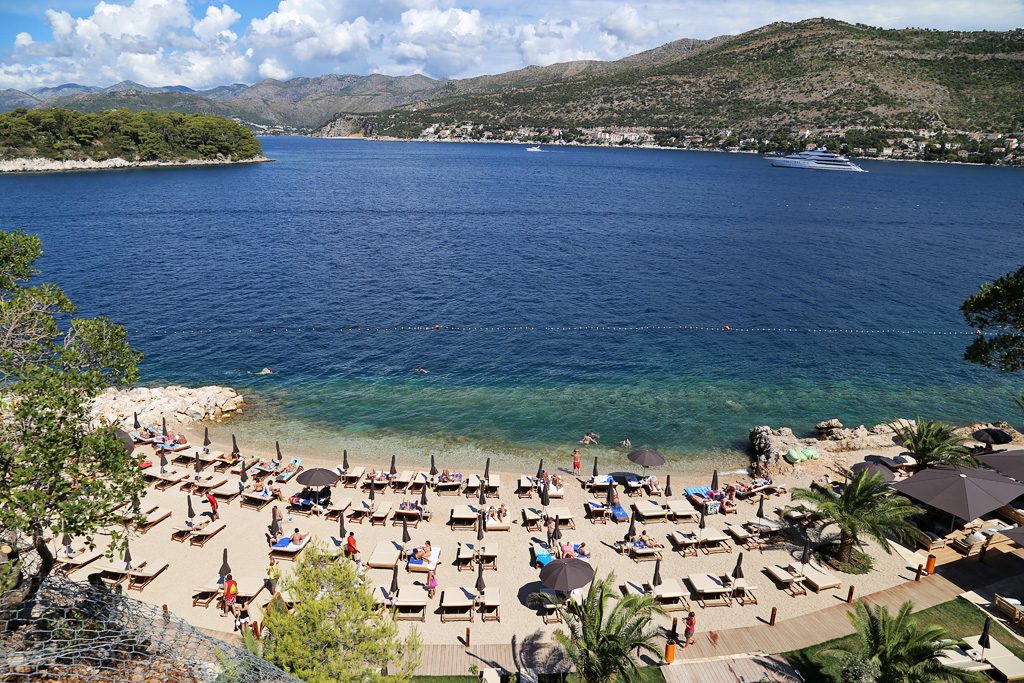 Cava – Coral Beach