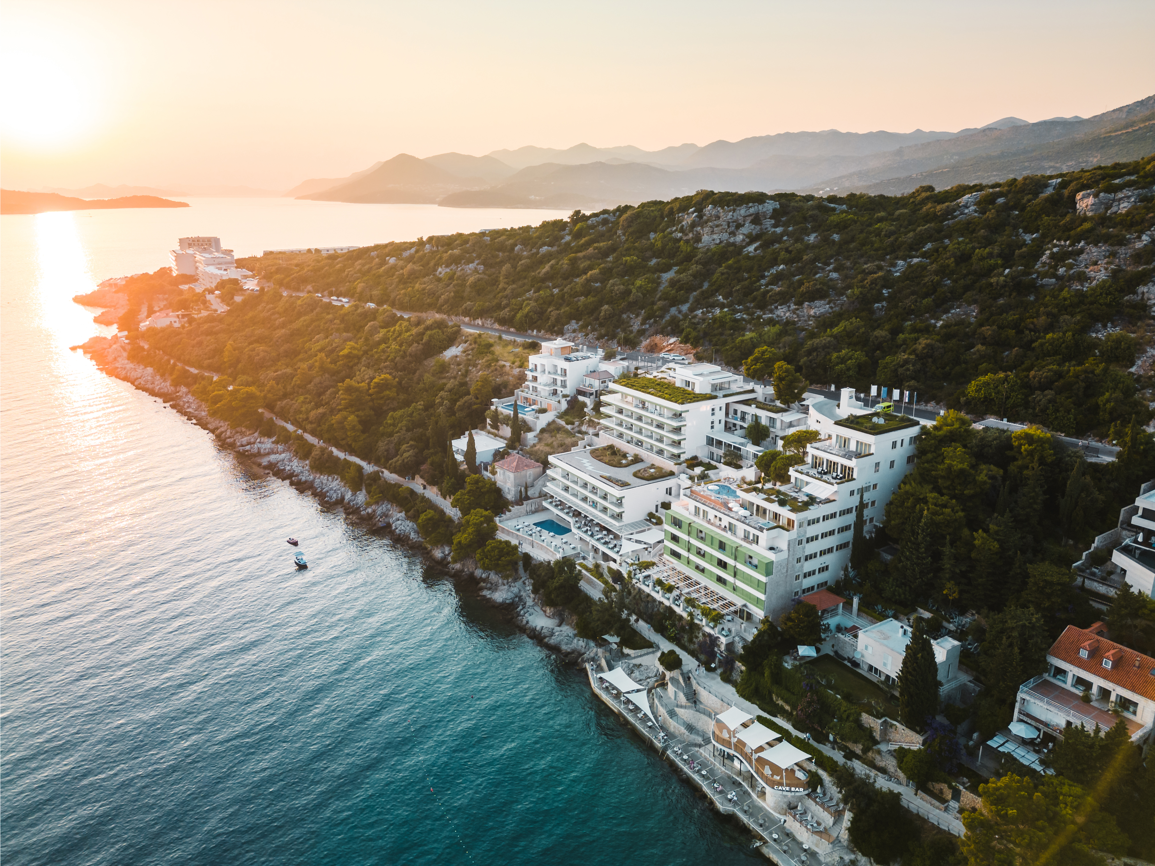 Hotel More