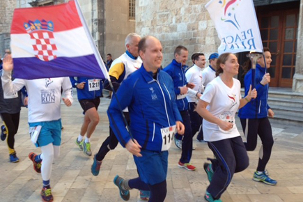 ODRŽANA PRVA NOVOGODIŠNJA UTRKA DURUN 10K