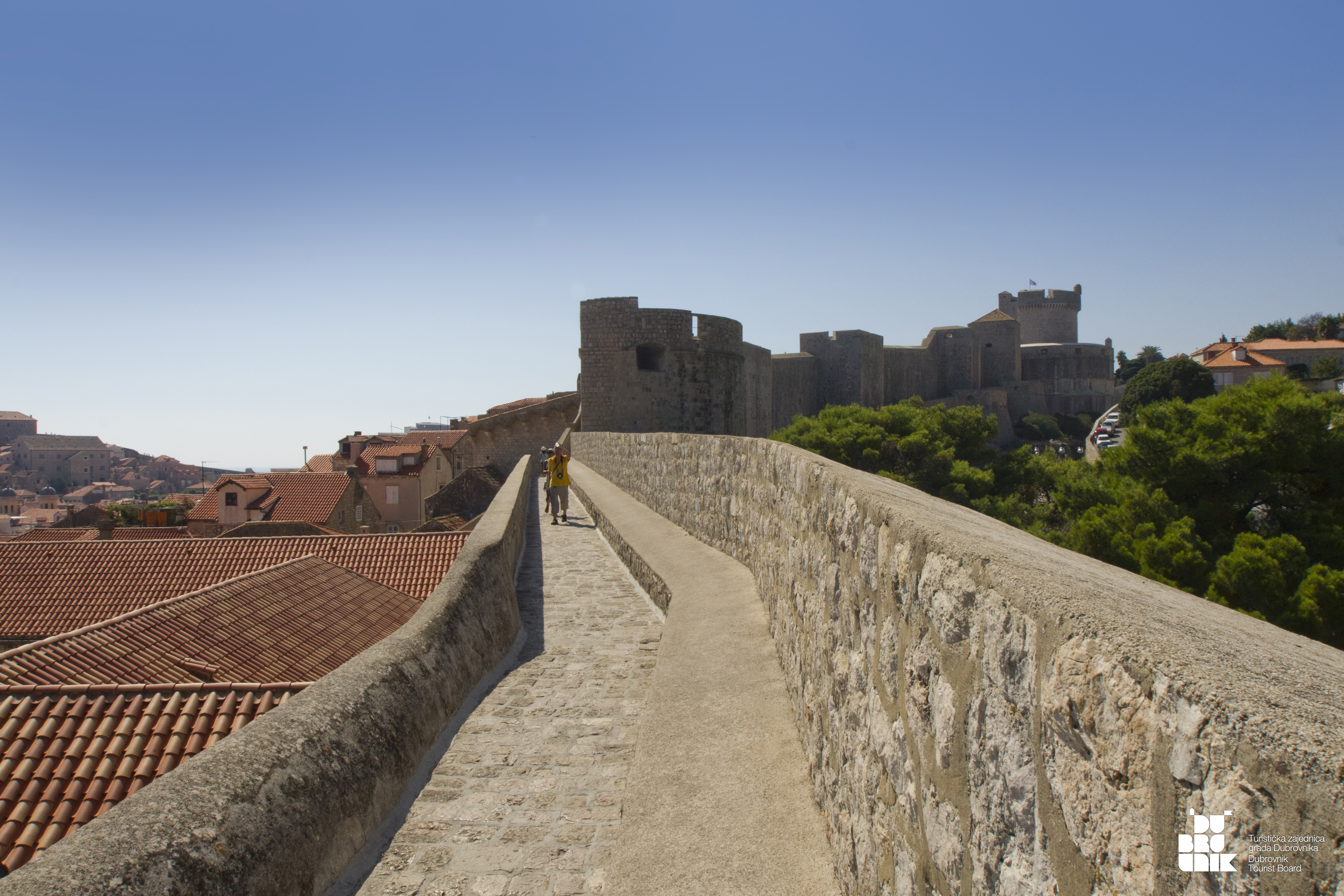 Opening hours of the City Walls on November 17 and 18