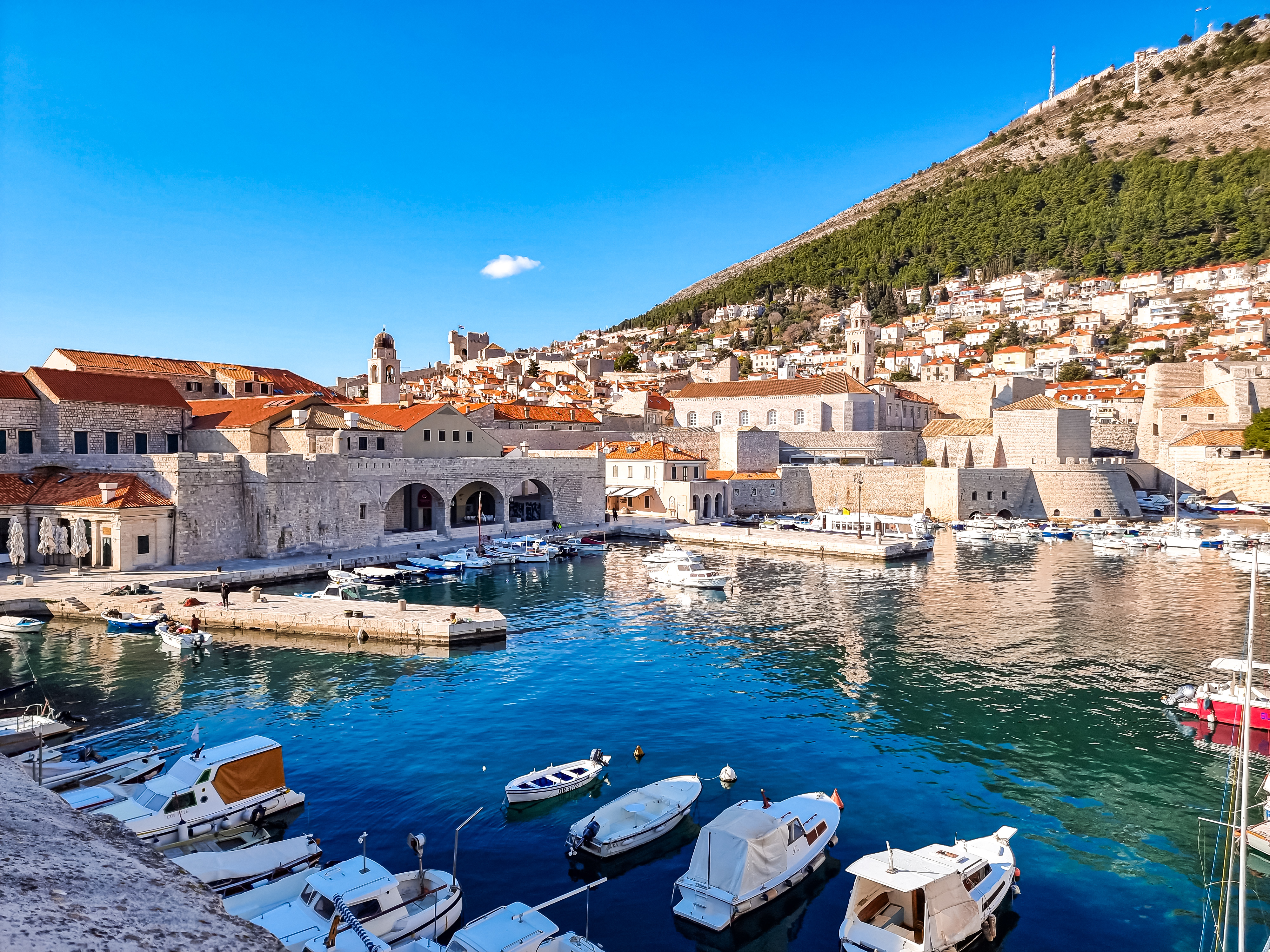 Turistički promet u veljači
