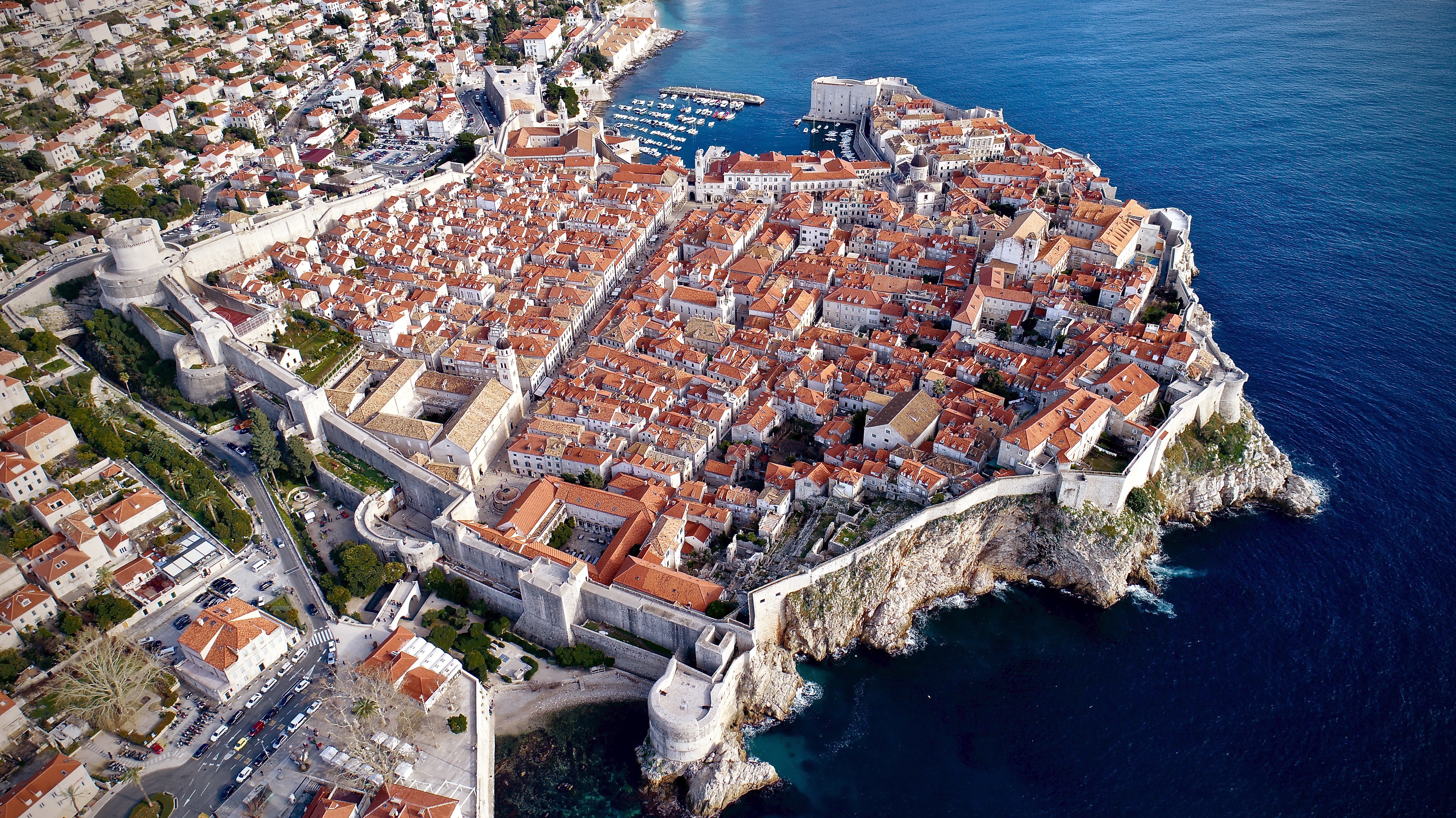 Povodom 750. obljetnice Statuta grada Dubrovnika, tematski razgled Grada “750 godina Statuta grada Dubrovnika“