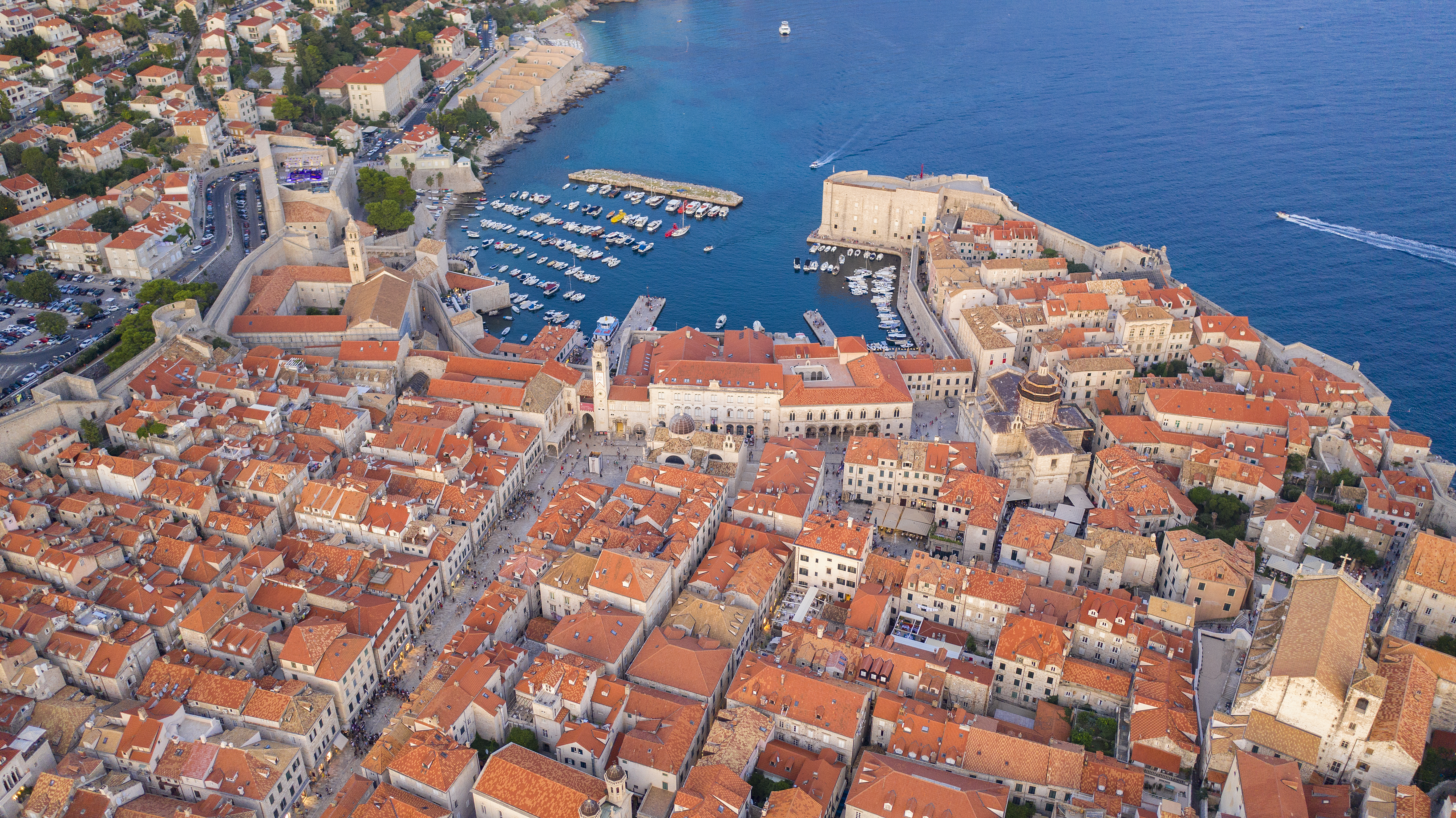 DUBROVNIK OSTVARIO DVA MILIJUNA NOĆENJA – NA ISTI DAN KAO I LANI